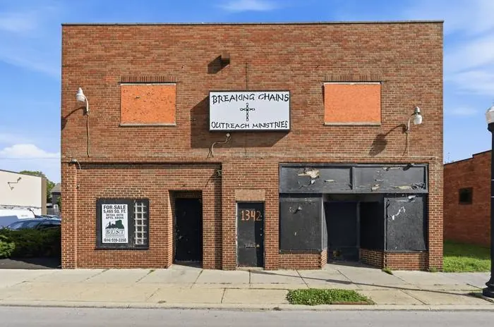1338-1342 W Broad St, Columbus, OH, Franklin County, Ohio: auction result